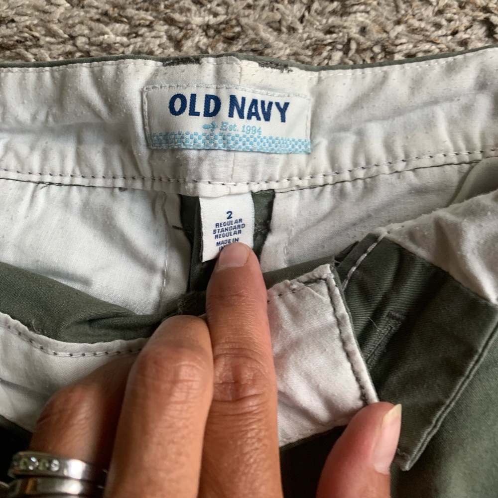 Shorts - Picture 2 of 3